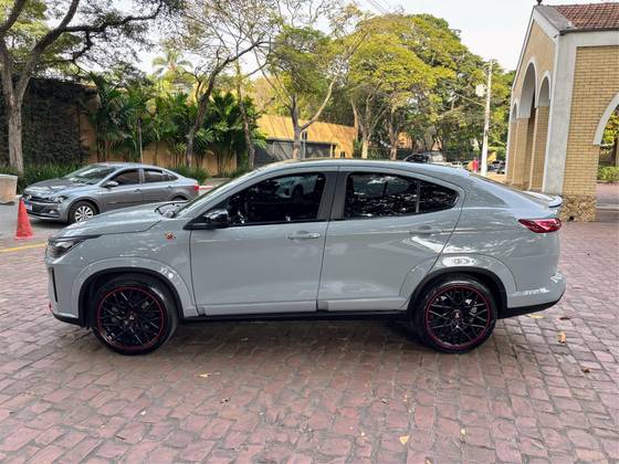 FIAT FASTBACK 1.3 TURBO 270 FLEX ABARTH AT6 FIAT FASTBACK 1.3 TURBO 270 FLEX ABARTH AT6